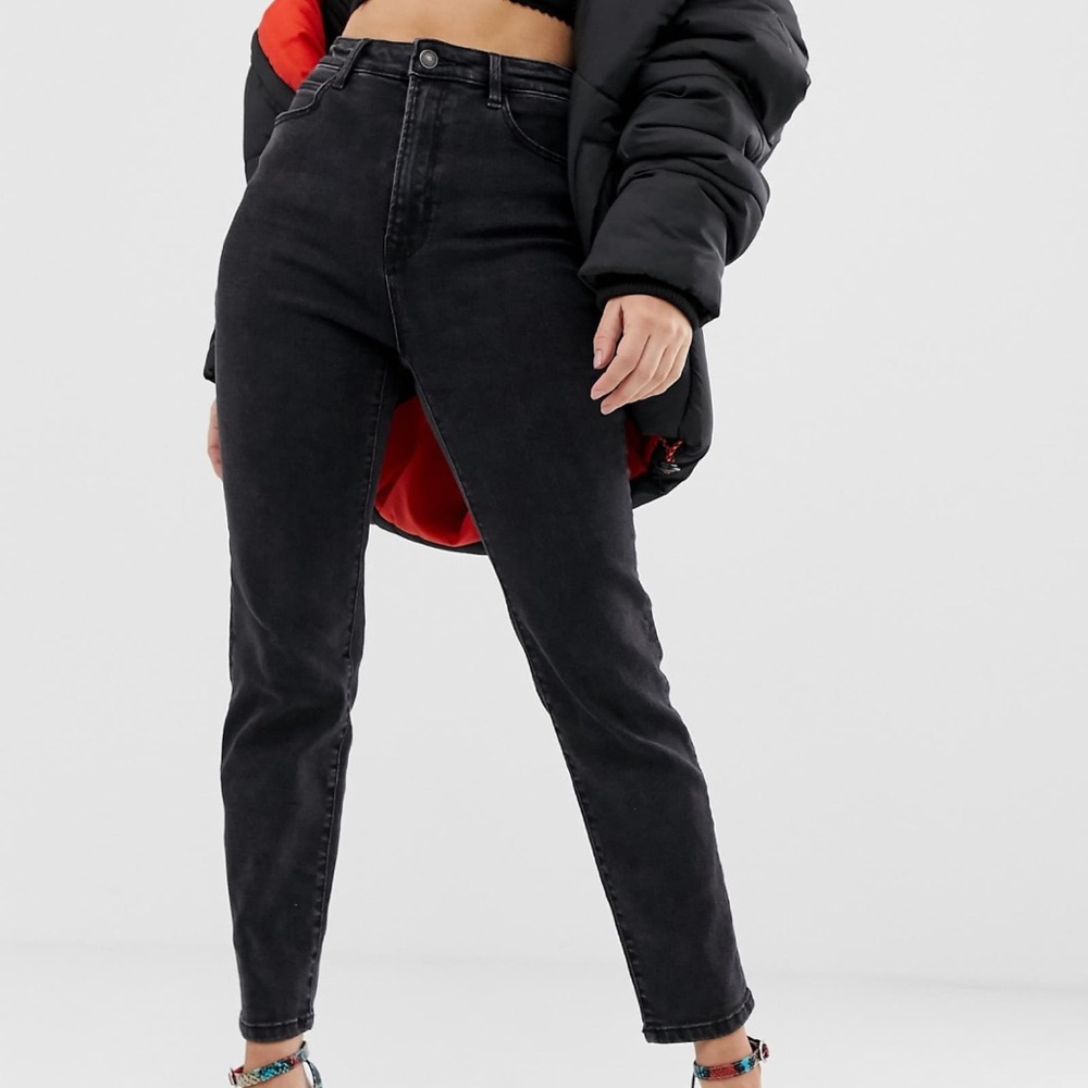 Stradivarius organic cotton slim mom jean with stretch in black
